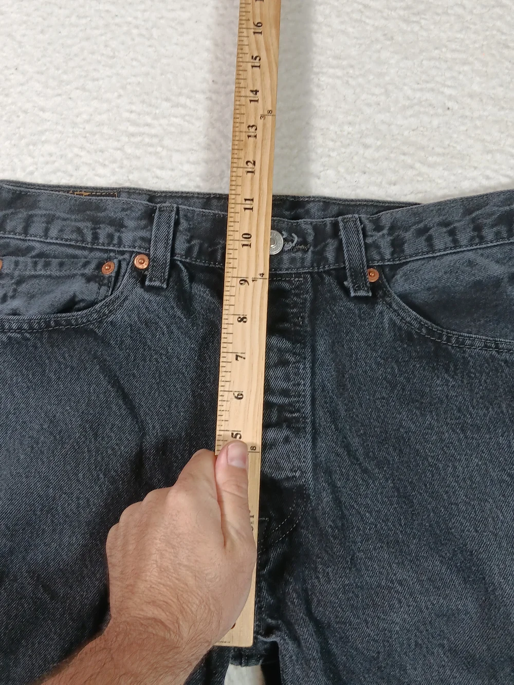 Levis 501 Jeans Mens 34x34 (33x32) Black Denim Straight Leg Button Fly Cowboy